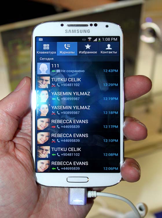 Samsung GALAXY S4