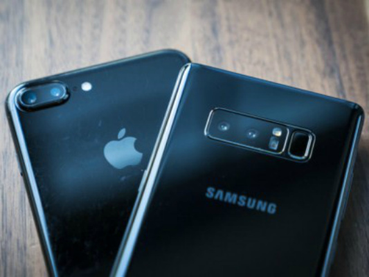 Samsung Galaxy Note 8 и iPhone 8 Plus